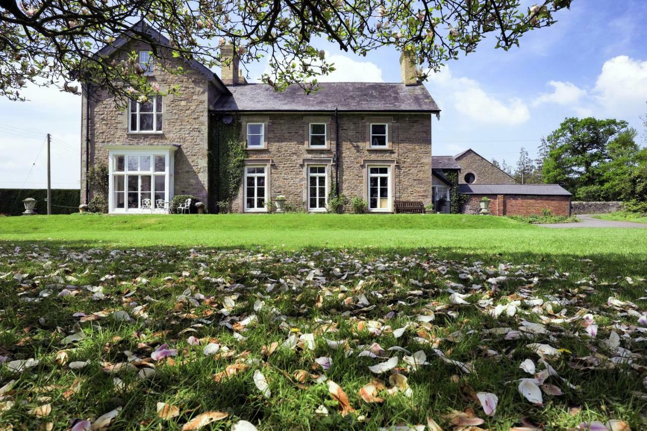 The Grange Glasbury Exterior photo